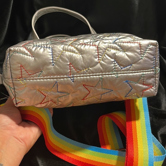 NWT Rainbow Strap Quilted Crossbody bag - Picture 5 of 12